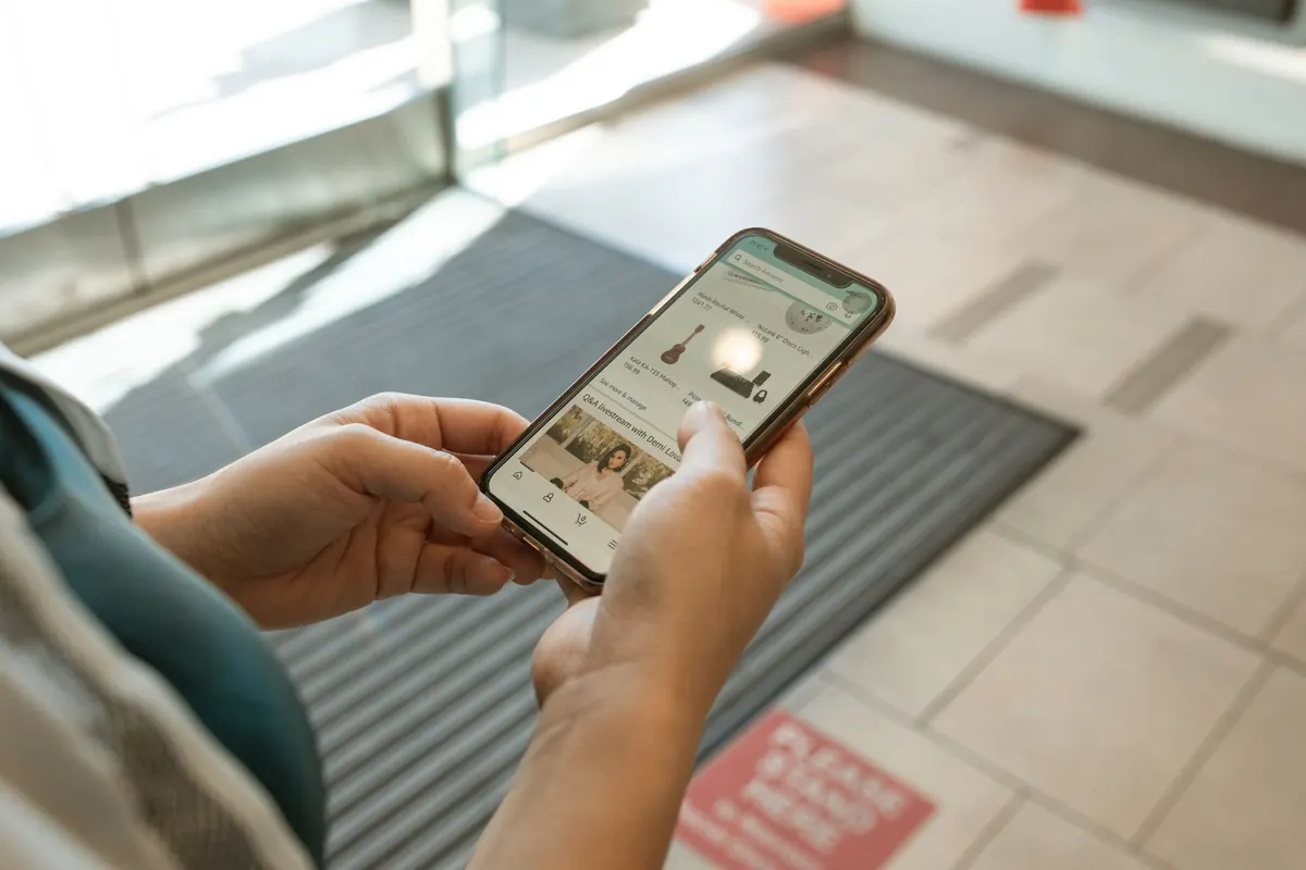 What Is Social Commerce? A Beginner's Explainer for In-App Selling